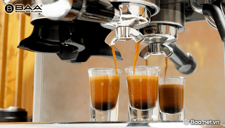 Có nên đầu tư máy pha cà phê BAA cho quán cafe nhỏ? Đánh giá chi tiết trước khi quyết định